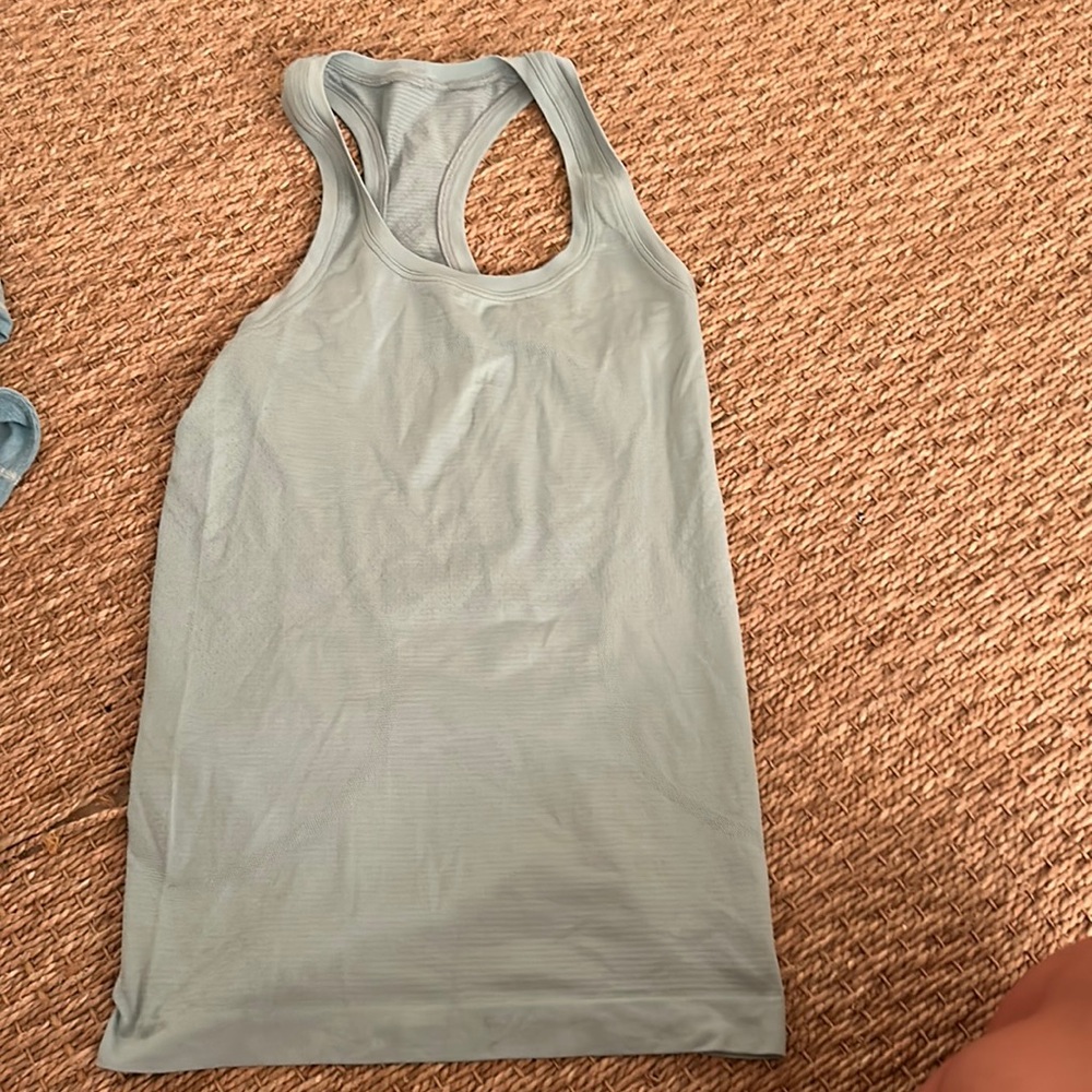 Aquamarine Lululemon Swiftly Tech Tank Regular Length Size 2